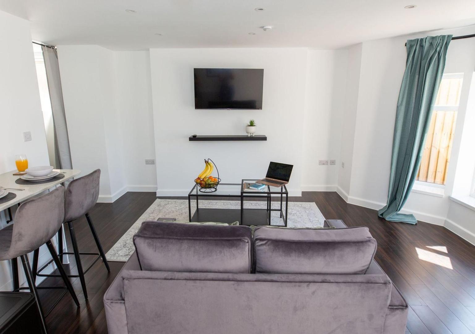 Stylish Apartment W/ Private Garden - Dog Friendly Newport  Eksteriør billede